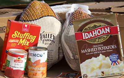 Over 700 Families, Disabled Vets and Seniors Receive Turkey Meals & Fixings